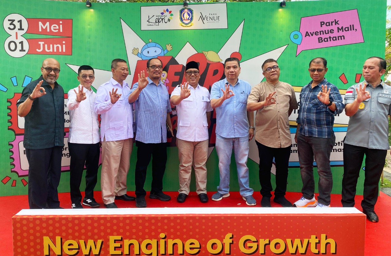 Wagub Nyanyang Buka Kepri Creative Explore 2025: Dorong Ekonomi Kreatif Sejalan dengan Asta Cita Wagub Nyanyang Buka Kepri Creative Explore 2025: Dorong Ekonomi Kreatif Sejalan dengan Asta Cita
