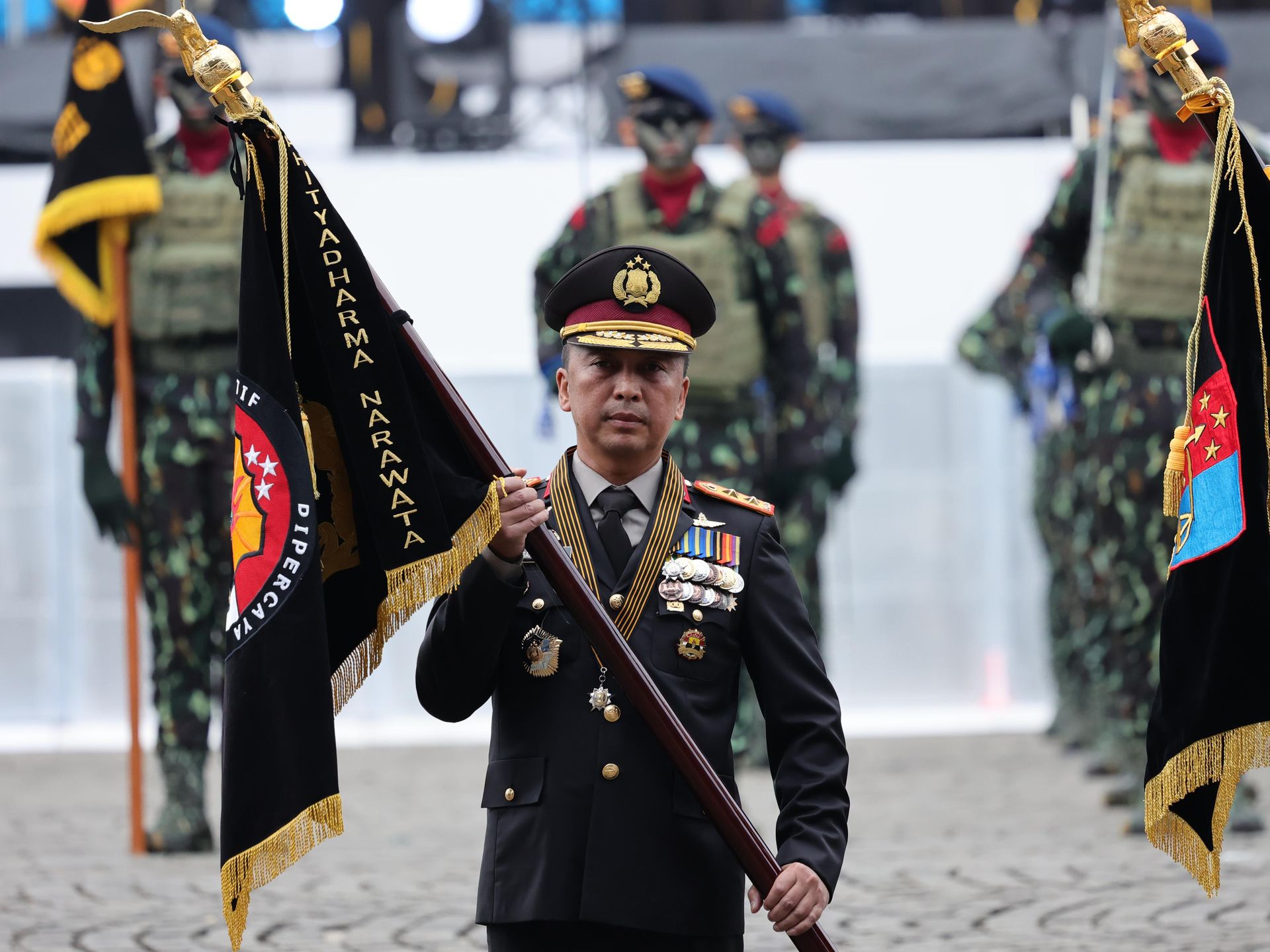 Nugraha Sakanti Jadi Kado Spesial Divisi Humas dan Irjen San Nugraha Sakanti Jadi Kado Spesial Divisi Humas dan Irjen San
