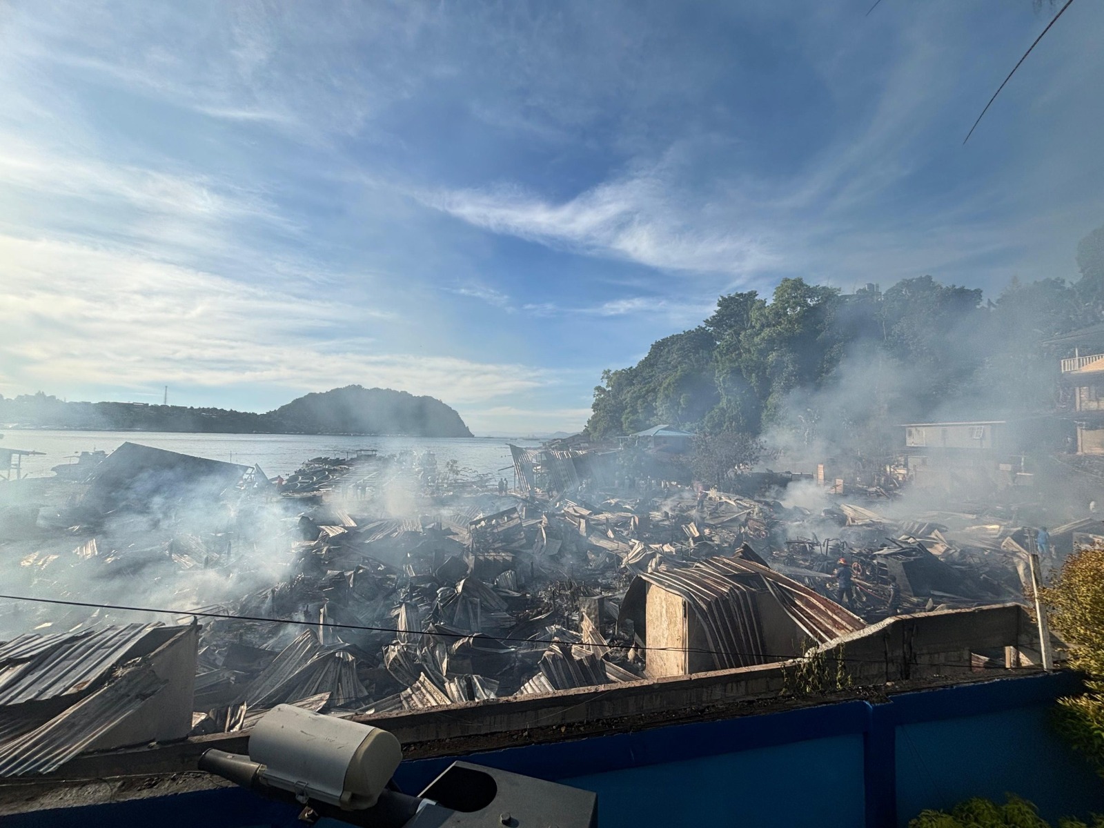 Polisi Selidiki Penyebabnya Tiga Unit Rumah Habis Terbakar d Polisi Selidiki Penyebabnya Tiga Unit Rumah Habis Terbakar d