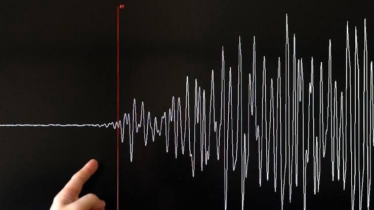 Gempa Bumi Bermagnitudo 4.1 Guncang Wilayah Dompu, Nusa Teng Gempa Bumi Bermagnitudo 4.1 Guncang Wilayah Dompu, Nusa Teng