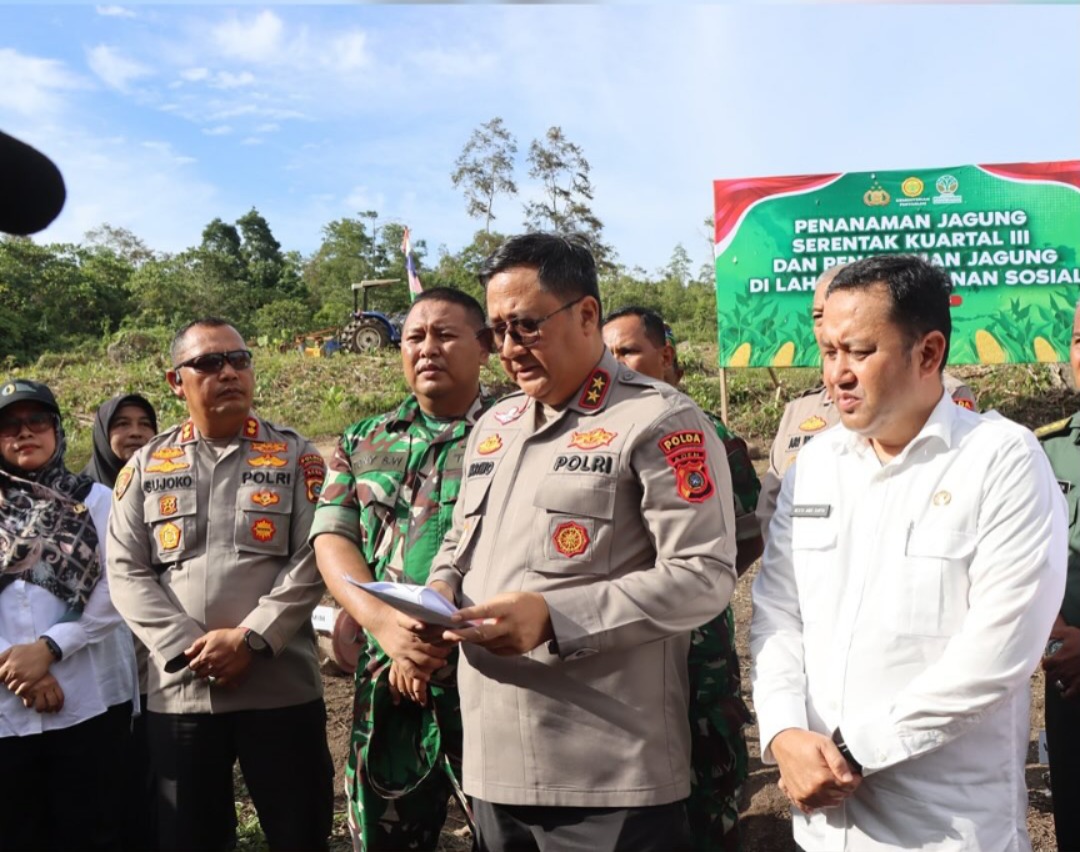 Polda Aceh Kerahkan Ratusan Alsistan untuk Dukung Penanaman Polda Aceh Kerahkan Ratusan Alsistan untuk Dukung Penanaman