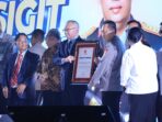 Kapolri Terima Penghargaan Dari Organisasi Buruh Dunia Kapolri Terima Penghargaan Dari Organisasi Buruh Dunia