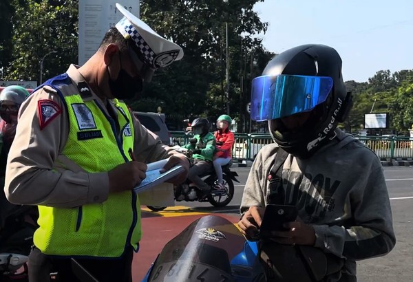Operasi Patuh Dimulai Hari ini, Polisi: Pastikan Surat Kenda Operasi Patuh Dimulai Hari ini, Polisi: Pastikan Surat Kenda