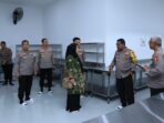 Pastikan Bantuan Gizi Tepat Sasaran, Kapolda Papua dan Itwas Pastikan Bantuan Gizi Tepat Sasaran, Kapolda Papua dan Itwas